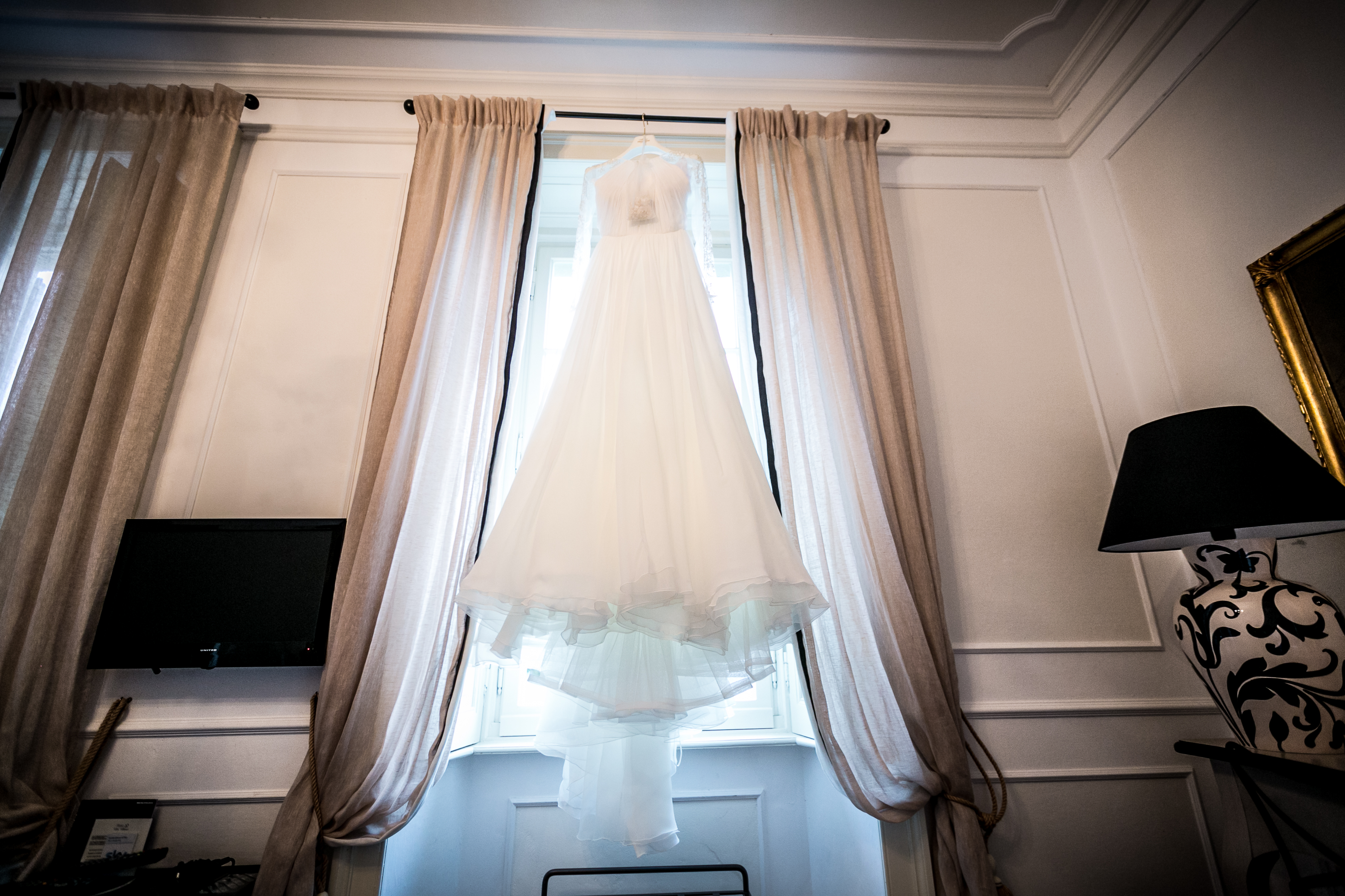 Lake Como Wedding. Pronovias Wedding Dress