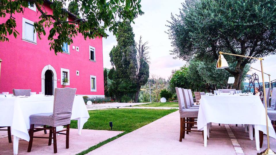 destination family reunion location in italy